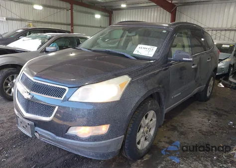 2010 Chevrolet Traverse Lt z USA, uszkodzony, nr VIN 1GNLRGED7AS100844